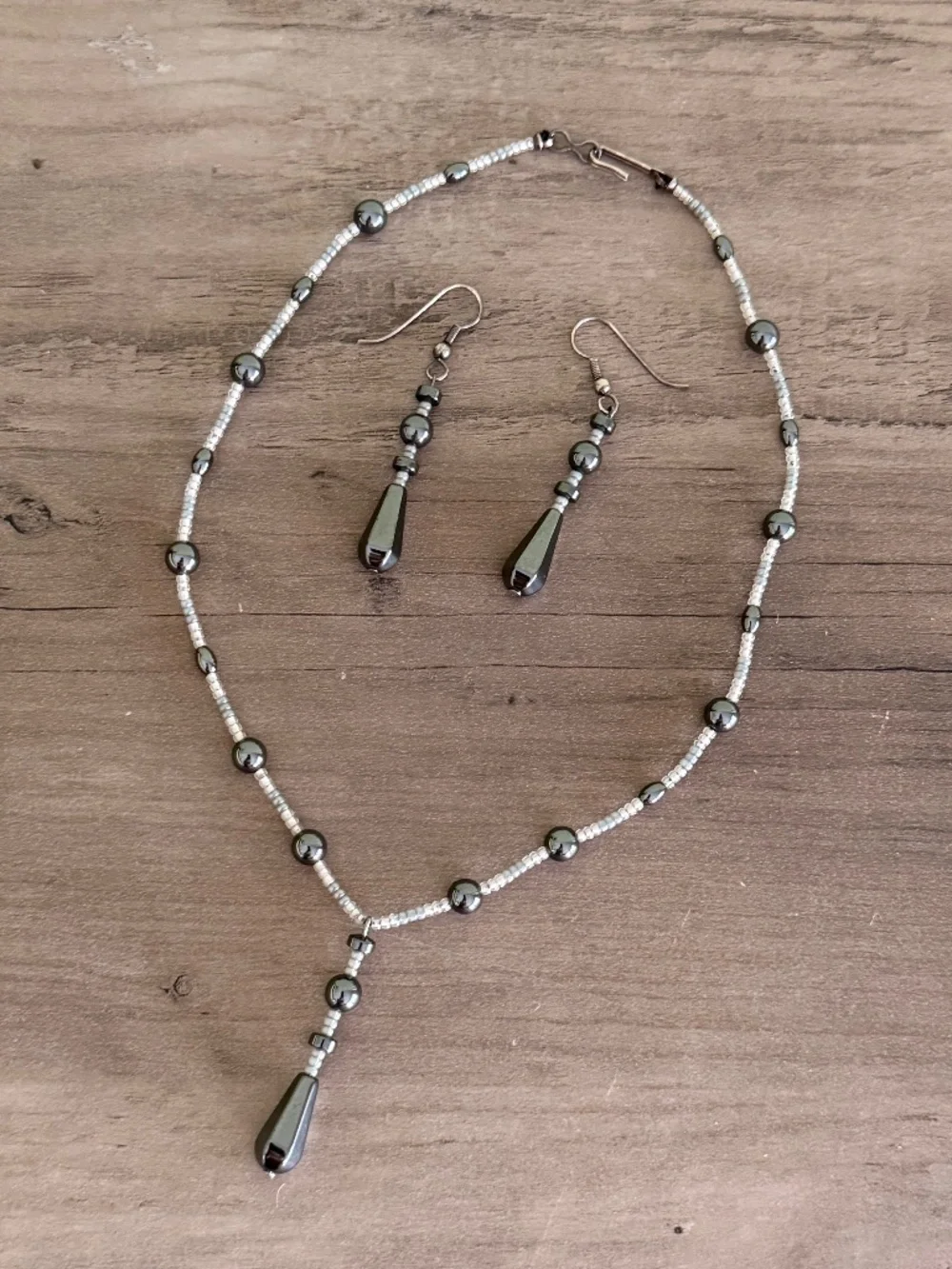 Pink/gray beaded drop necklace and earring set